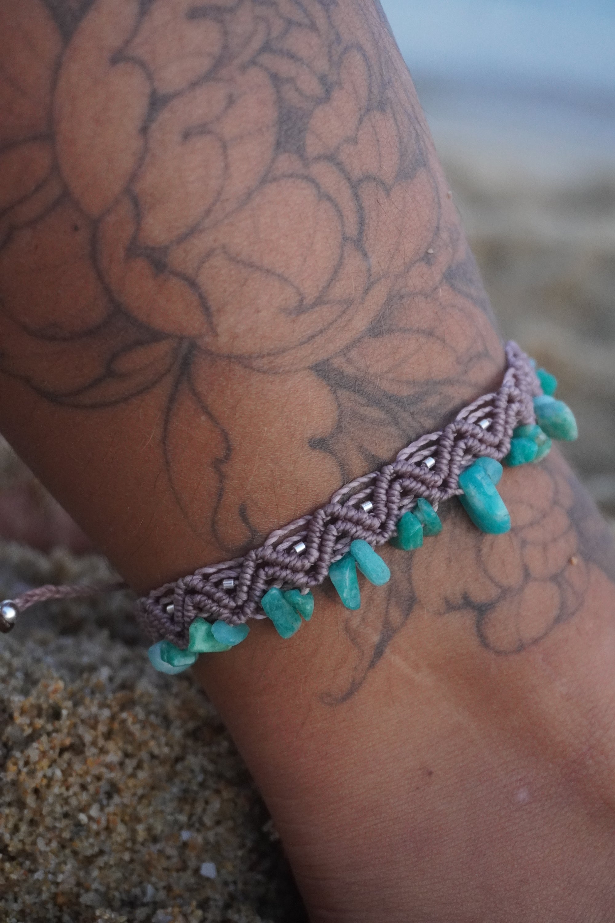 Tobillera de macramé con Amazonita