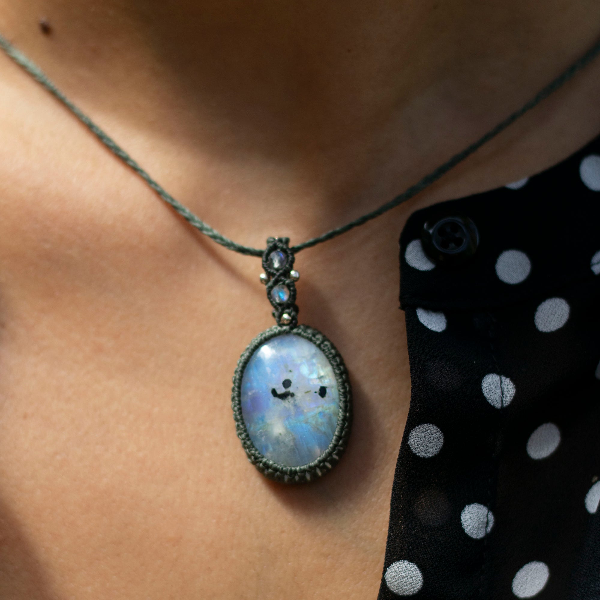 Collar de Piedra Luna Arcoiris y Labradorita