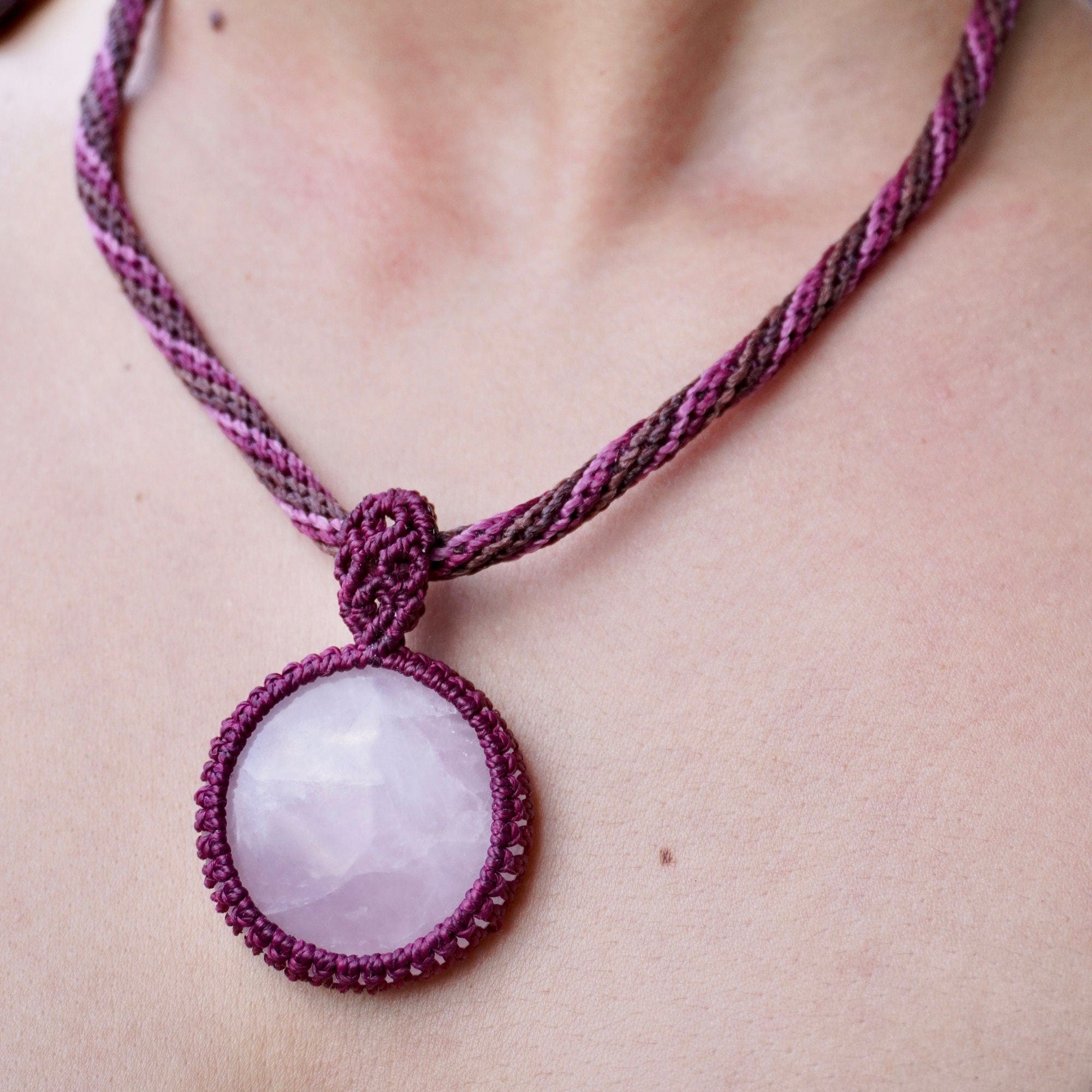 Collar de Cuarzo Rosa