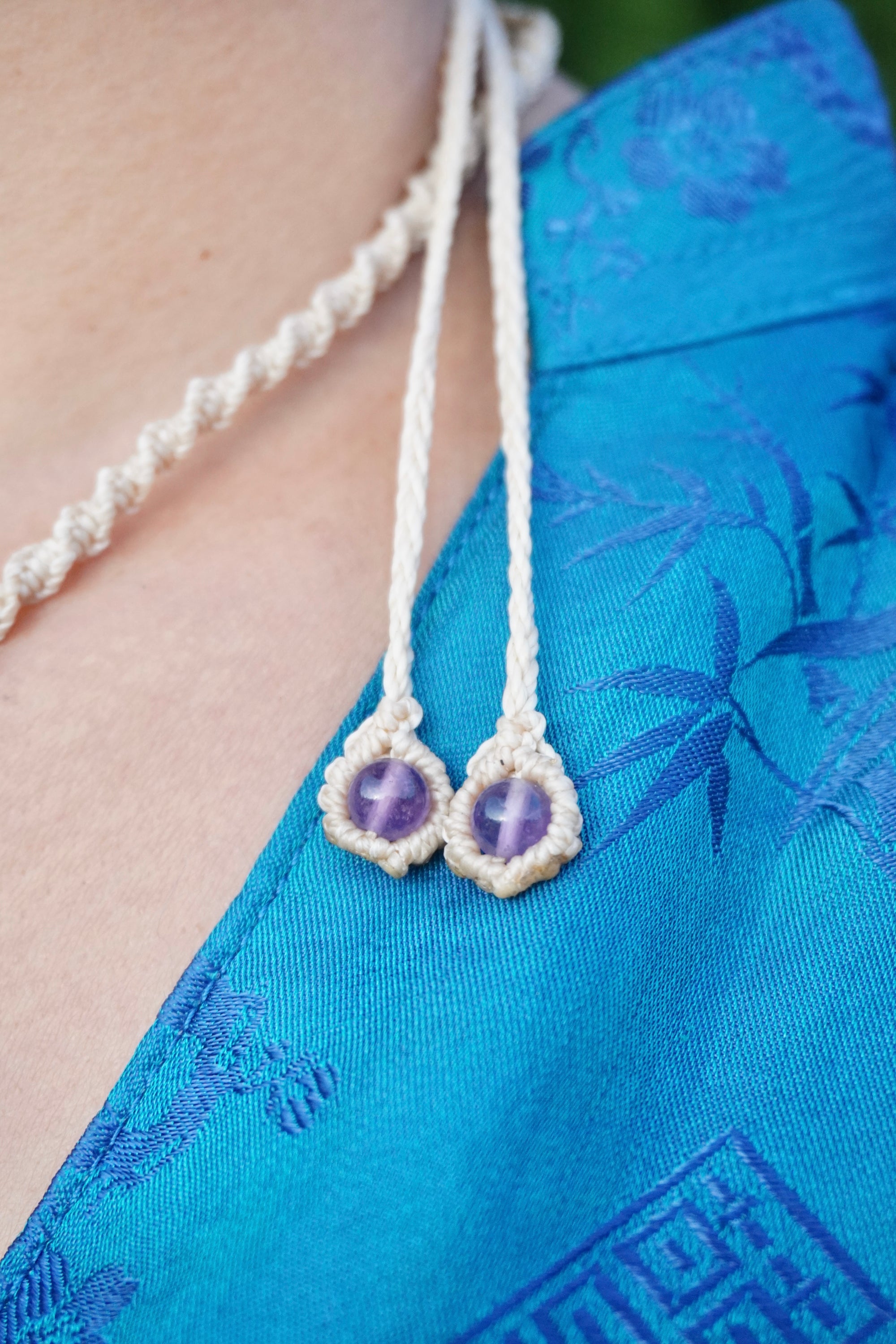 Collar de macramé con Amatista