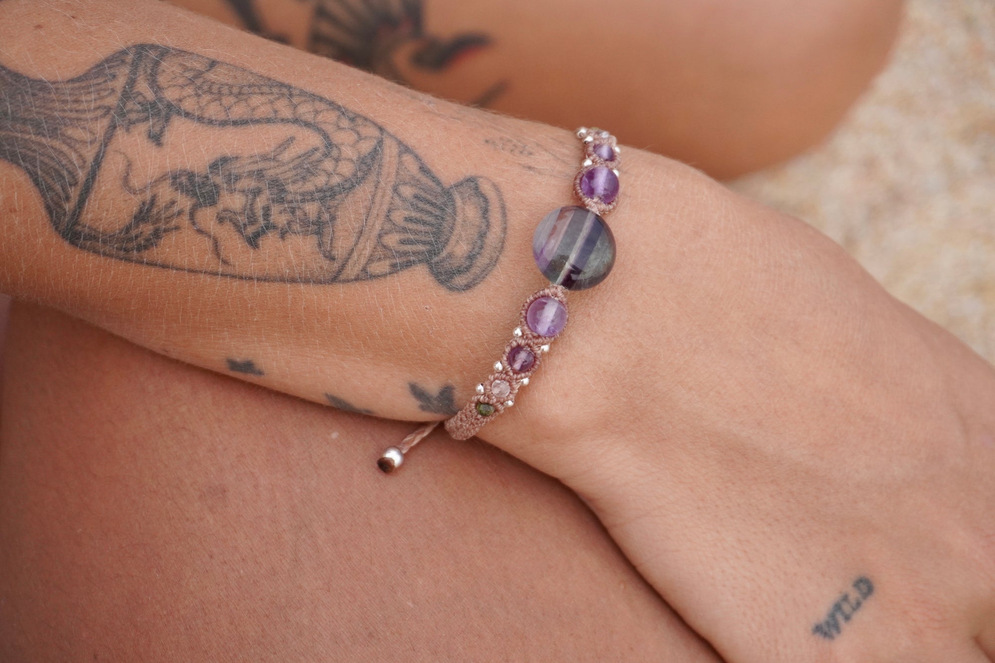 Pulsera de Fluorita, Amatista, Cuarzo cristal y Unakita