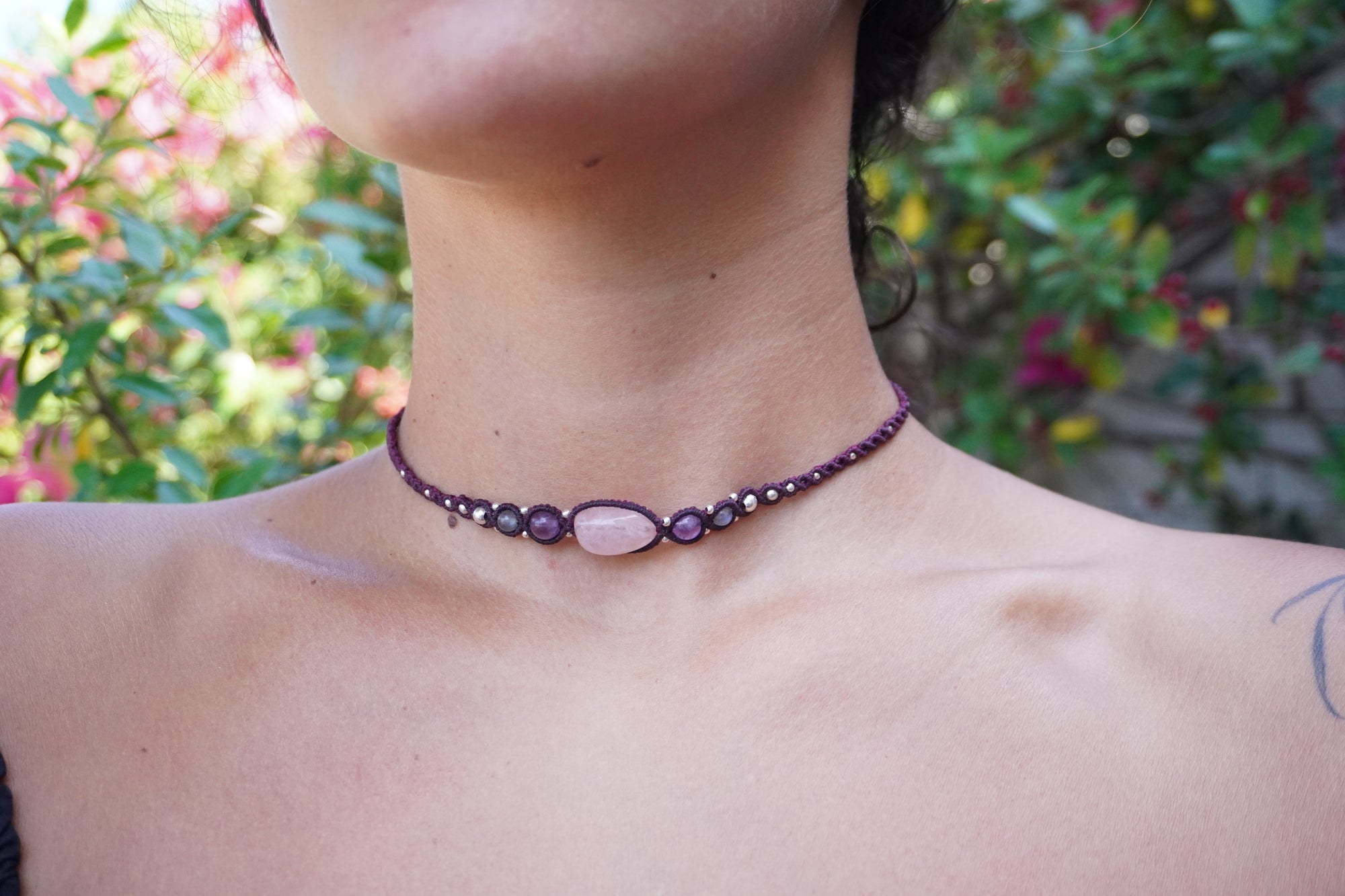Choker de Rodonita, Aamatista, Labradorita y Cuarzo rosa