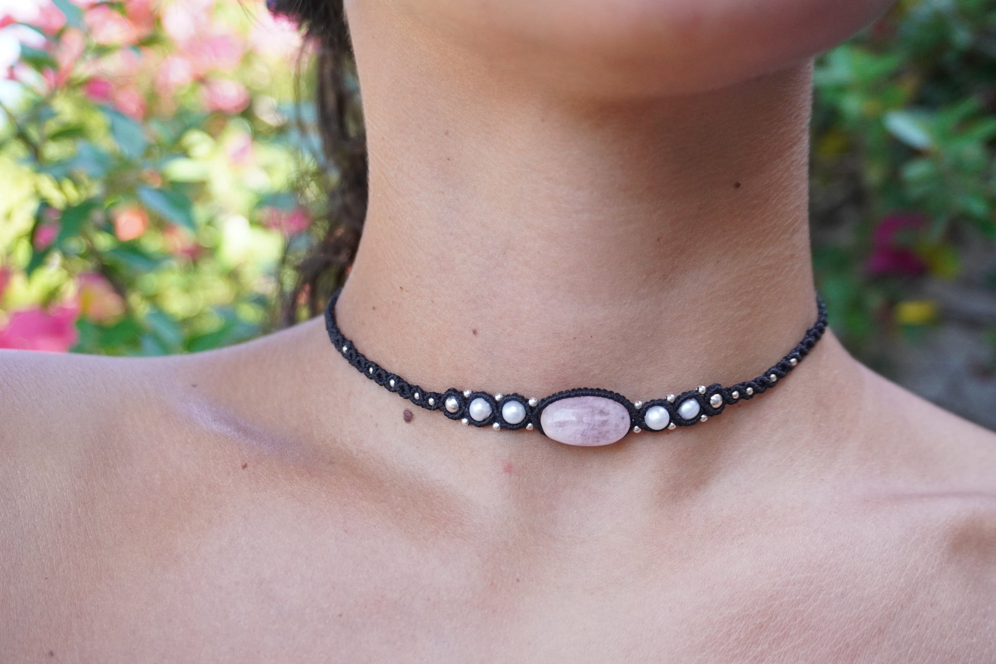 Choker de Rodonita, Perlas y Amatista