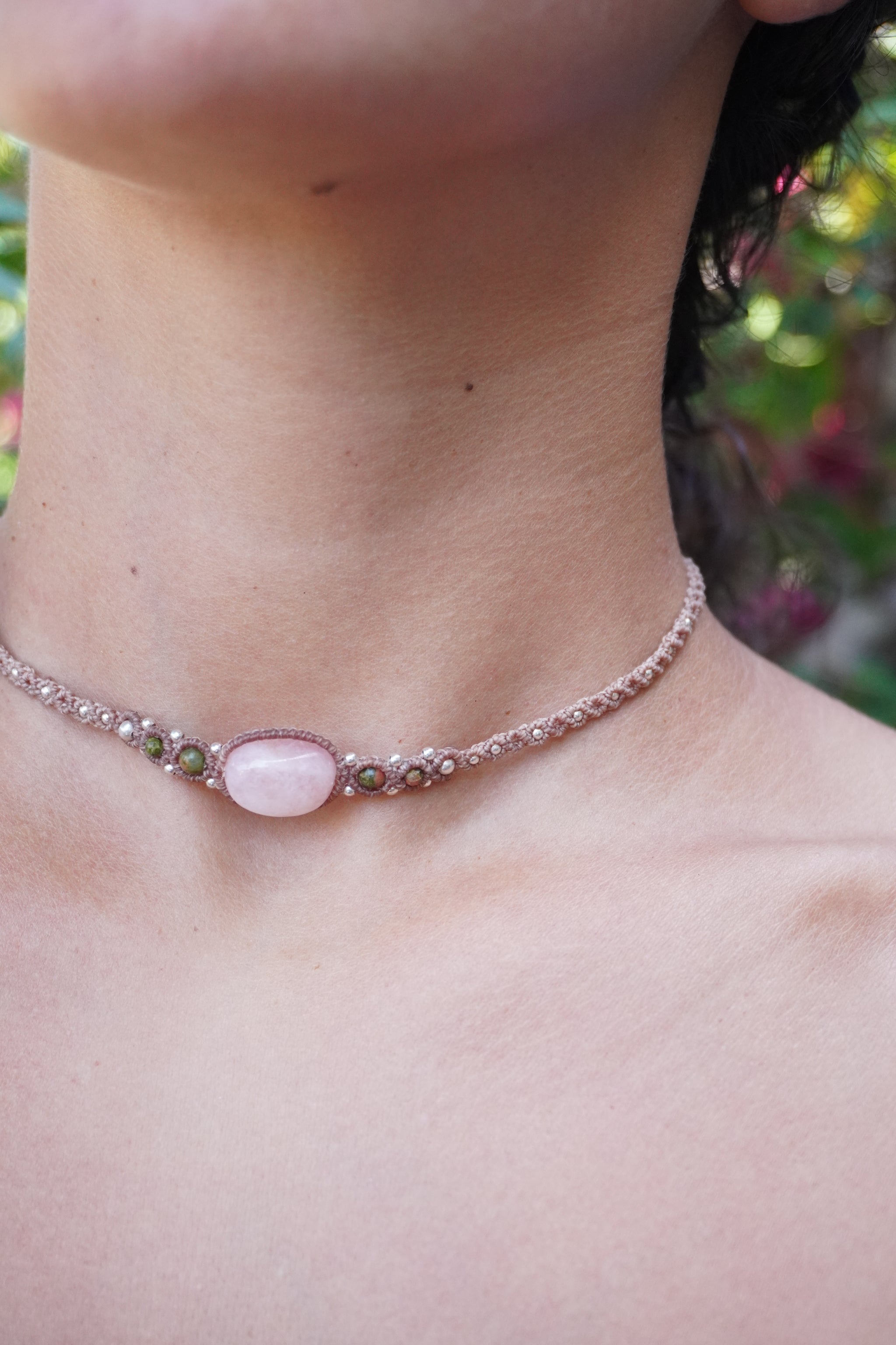Choker de Rodonita, Unakita y Cuarzo rosa