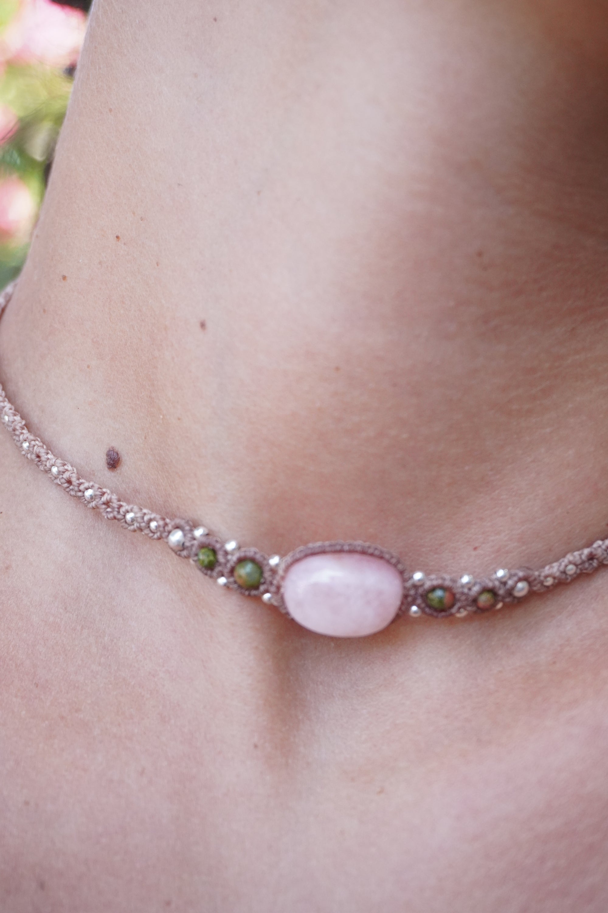 Choker de Rodonita, Unakita y Cuarzo rosa
