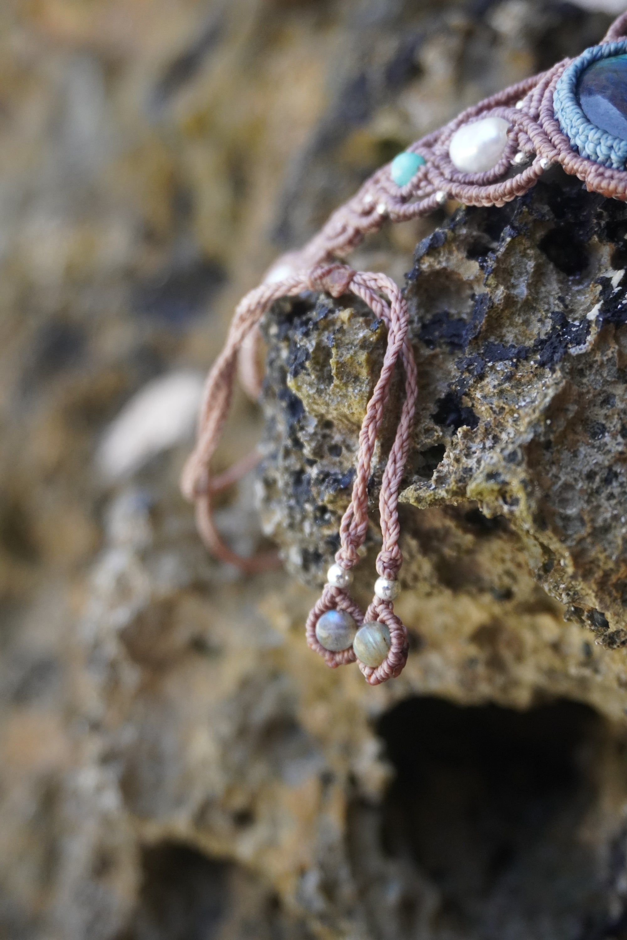 Gargantilla de Labradorita, Perlas y Amazonita