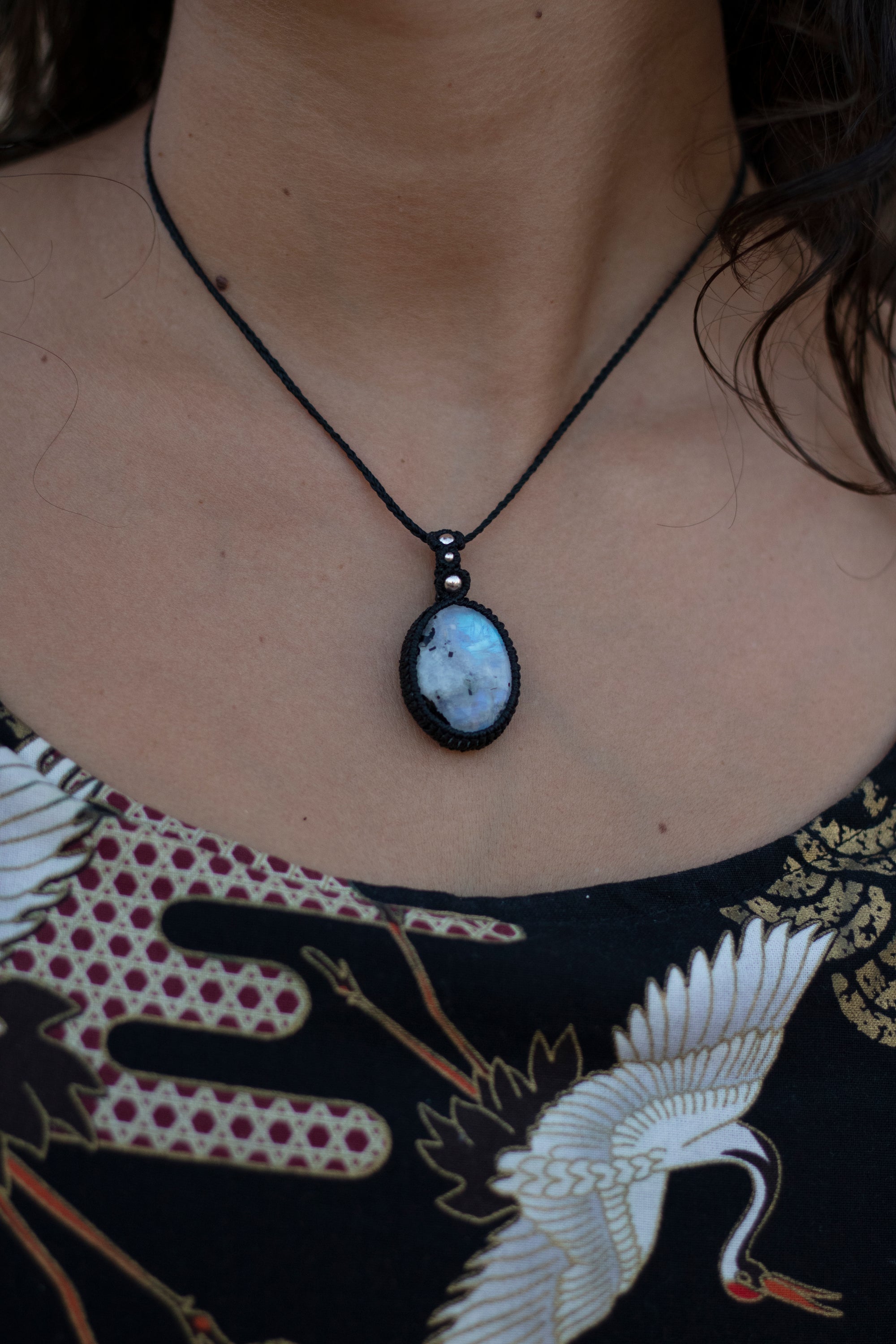 Collar de Piedra Luna Arcoiris y Amatista