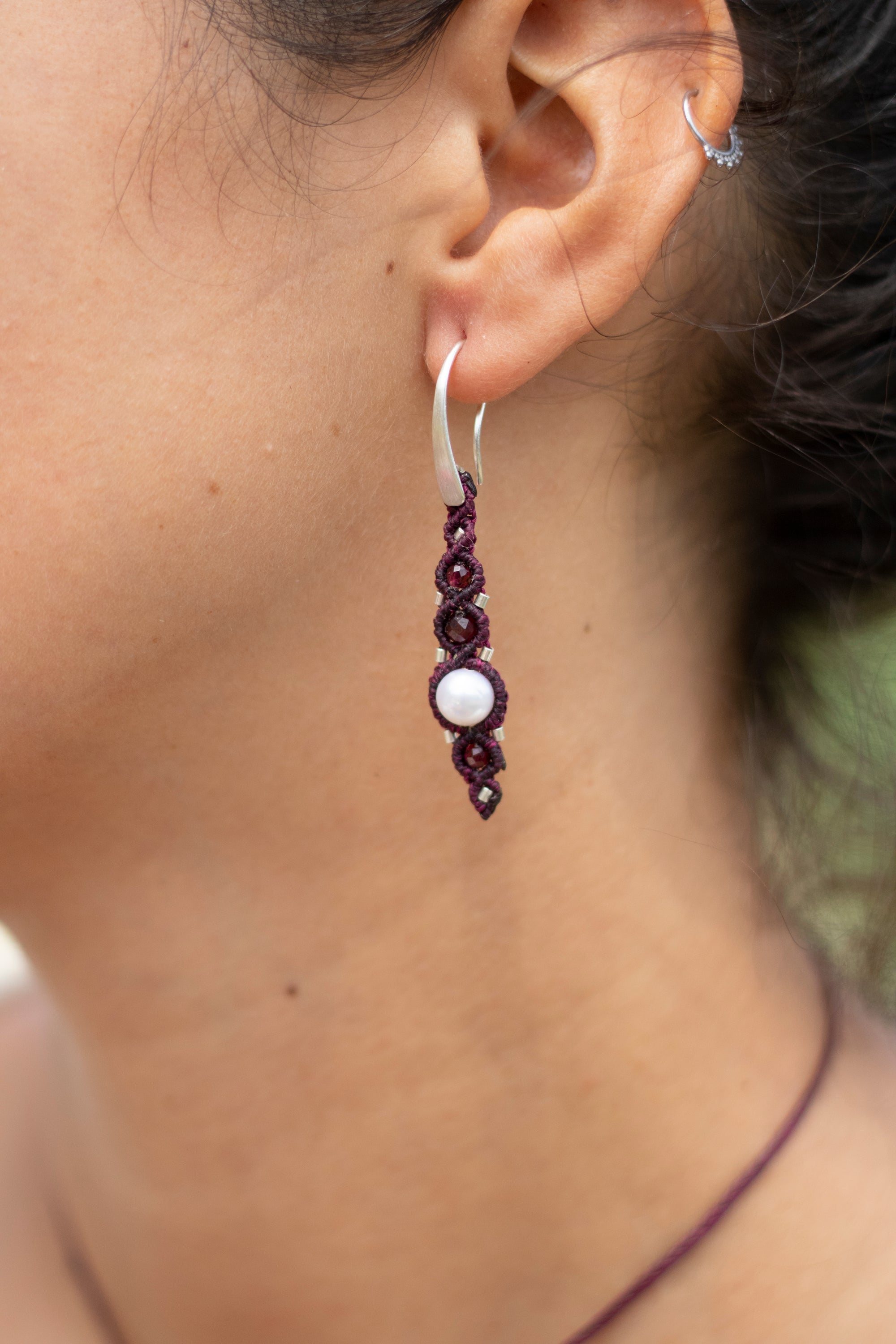 Pendientes de plata con Perlas y Granate