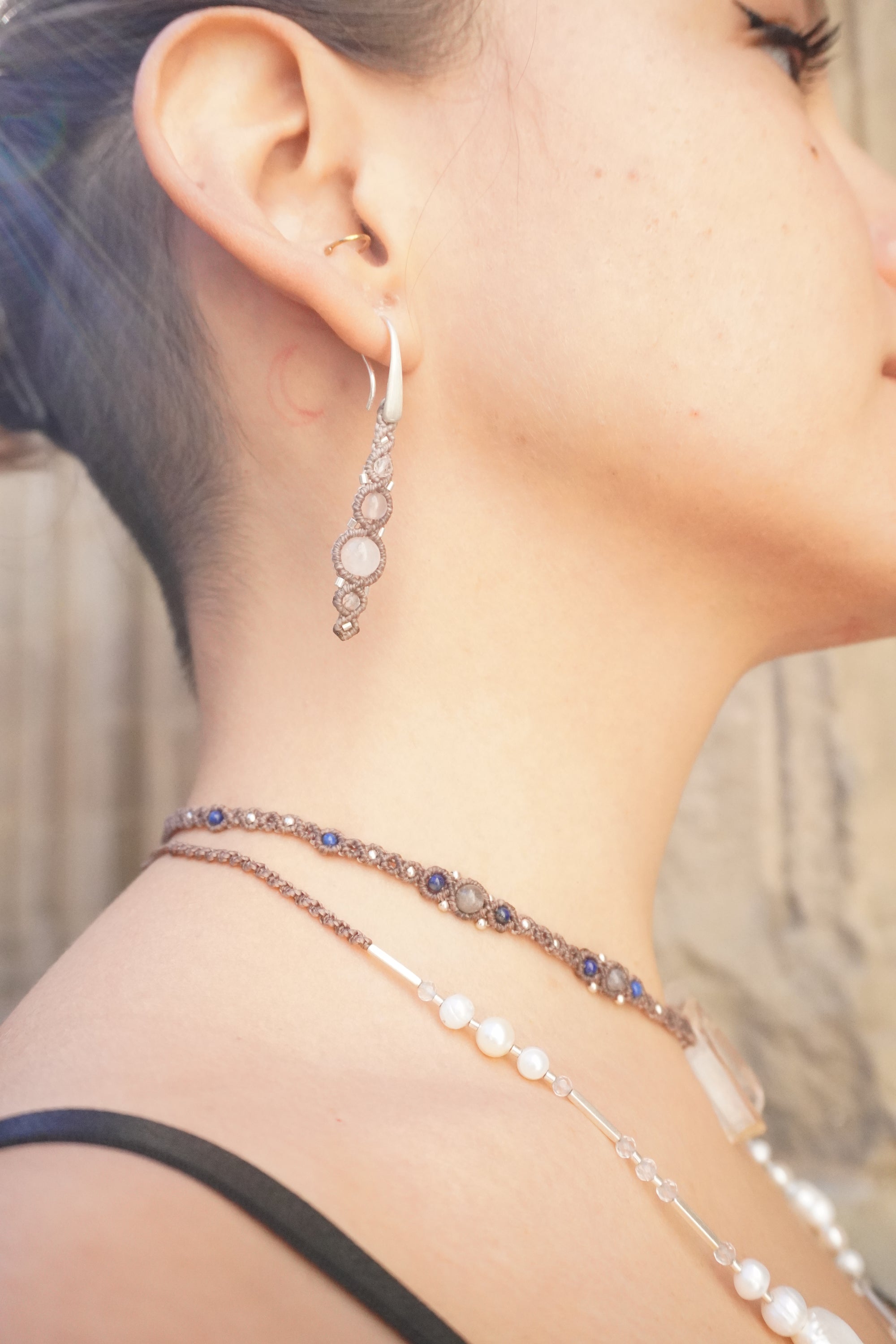 Collar con perlas y cuarzo cristal