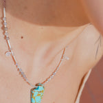 Collar punta de Turquesa, labradorita y piedra luna arcoíris