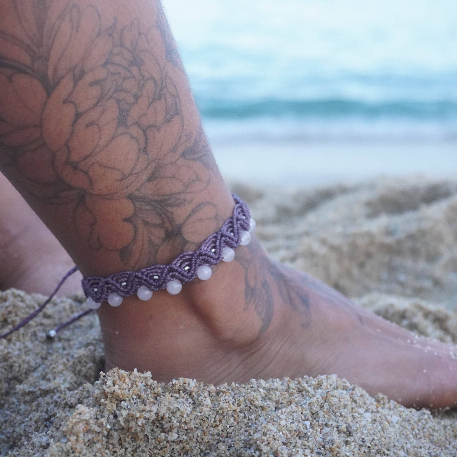 Tobillera de macramé con Cuarzo rosa
