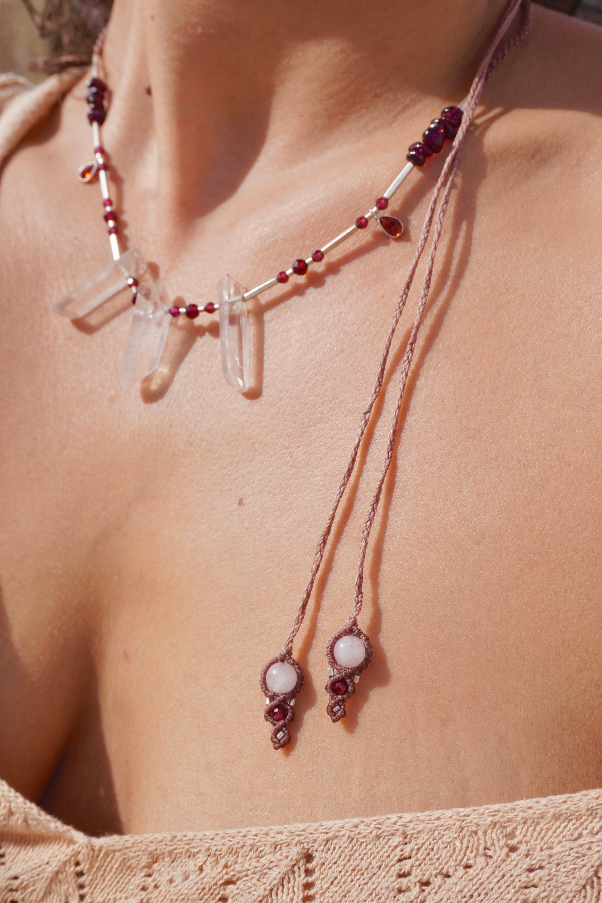 Collar puntas de Cuarzo, Granates y Cuarzo rosa