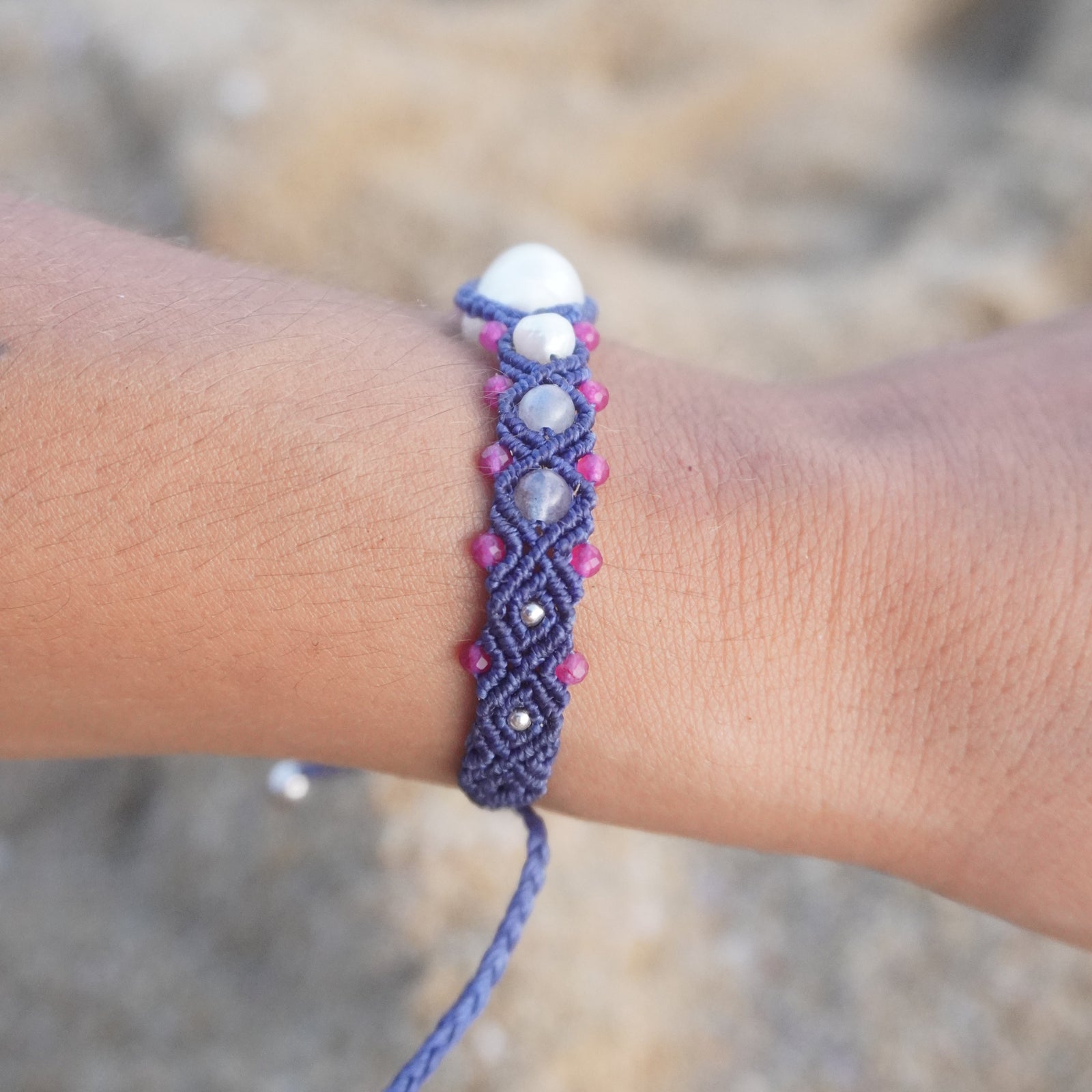 Pulsera de Perlas, Labradorita y Rubíes