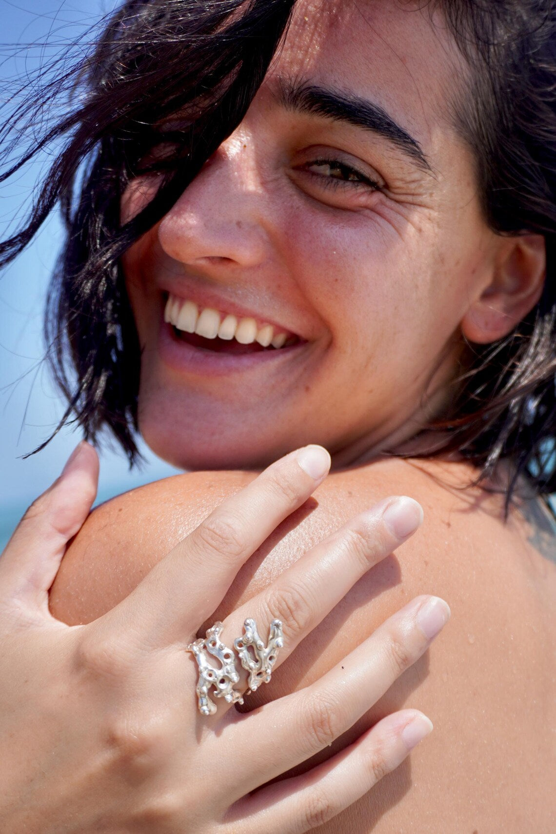 Anillo de coral en plata