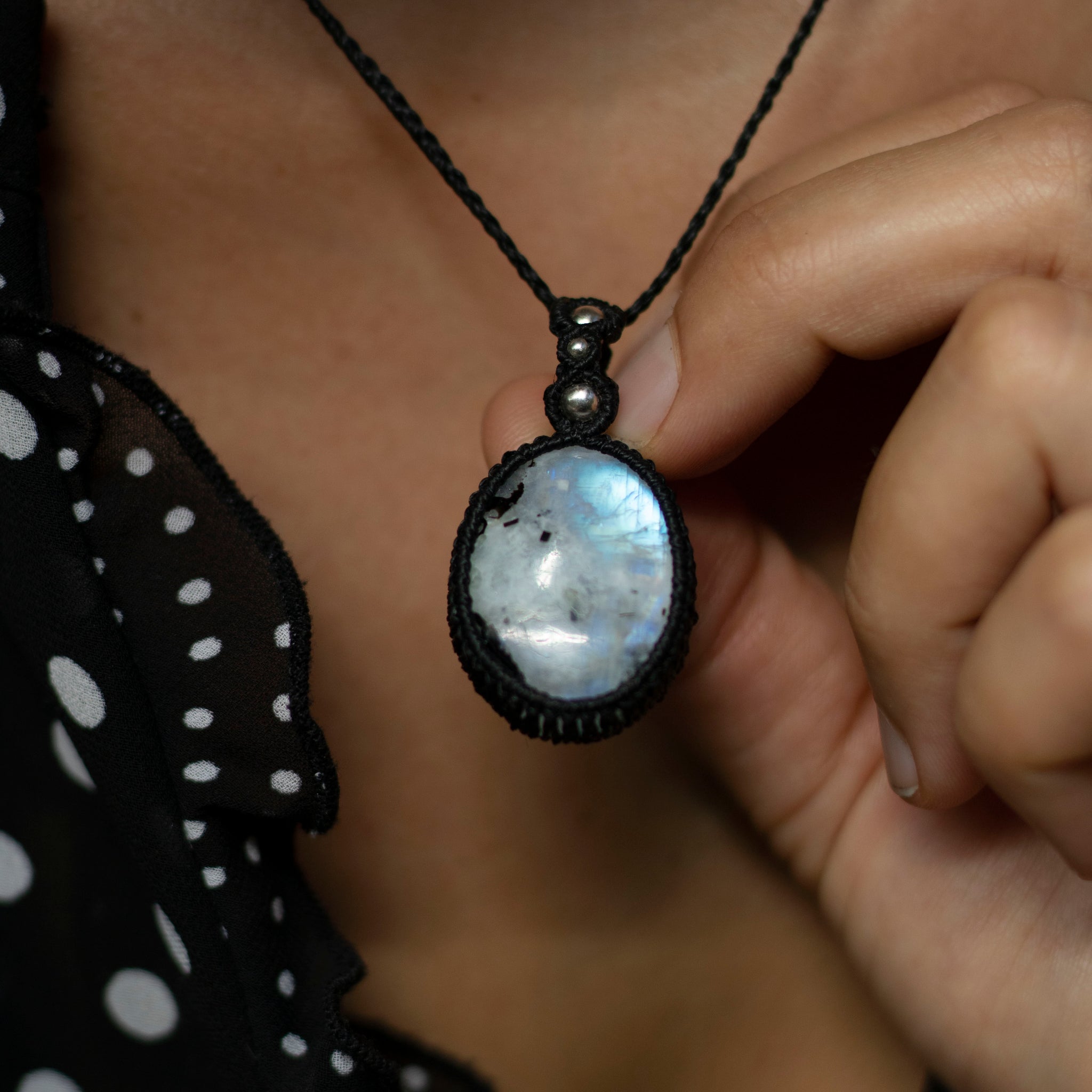 Collar de Piedra Luna Arcoiris y Amatista