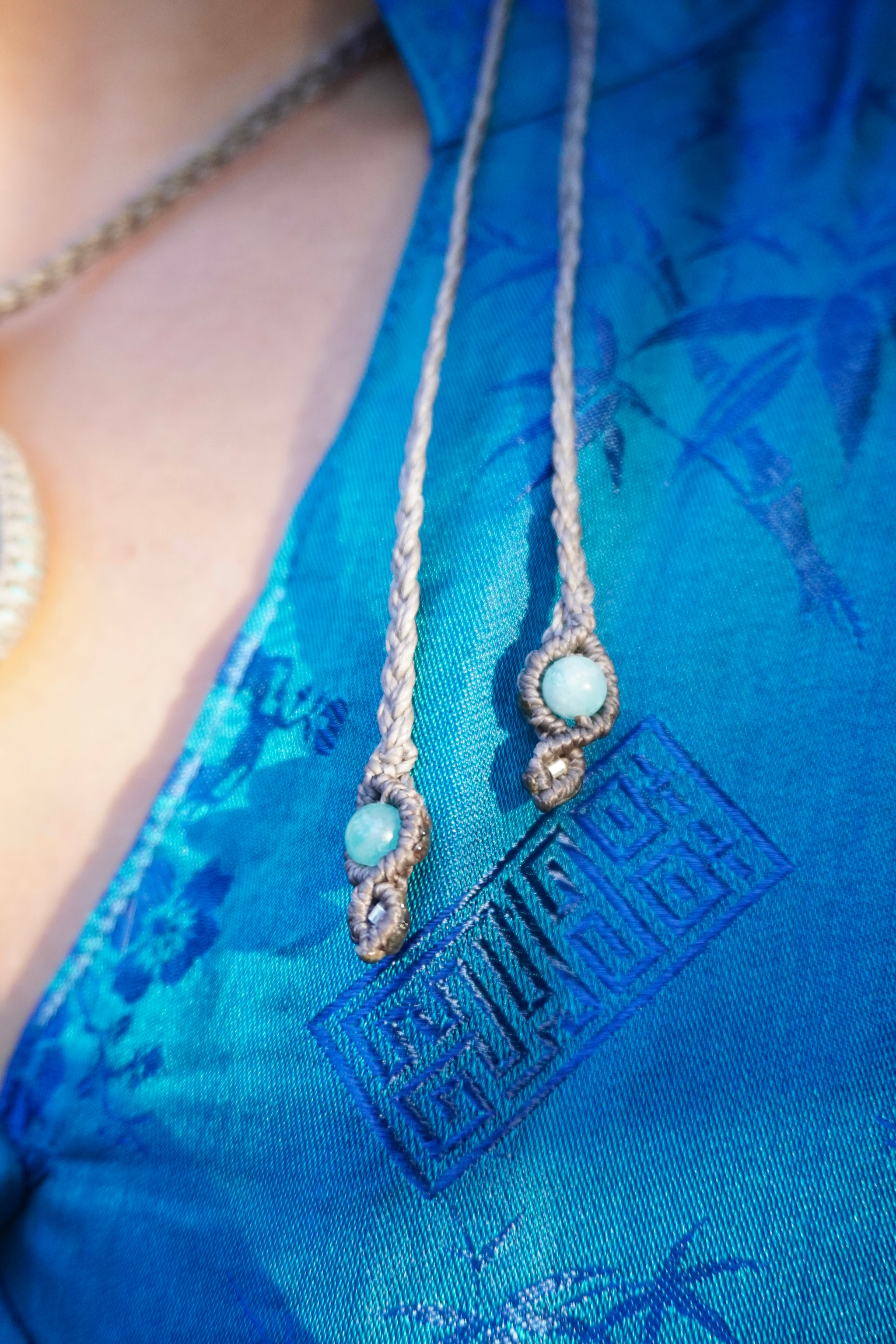 Collar de macramé con Criscola y Amazonita