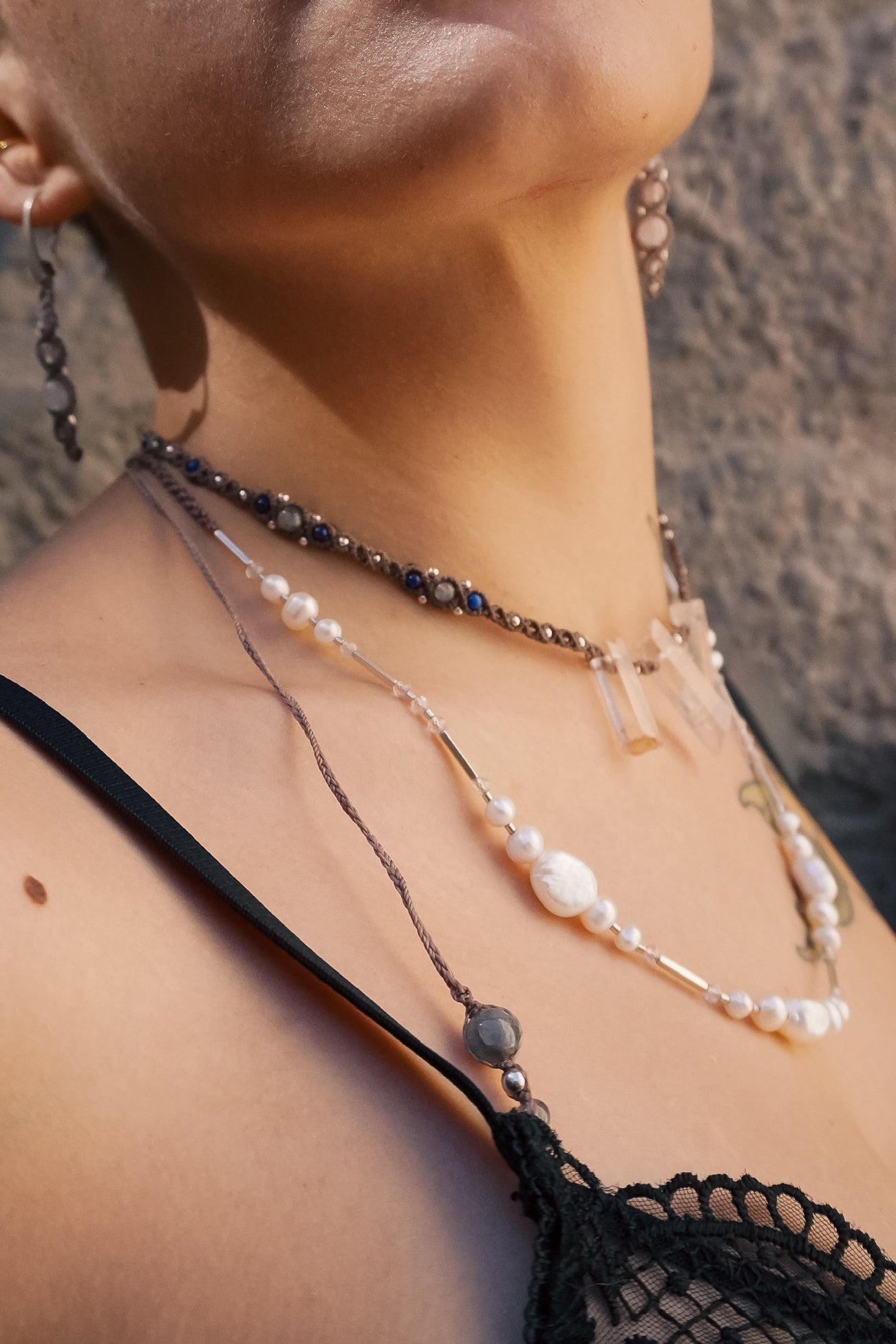 Collar con perlas y cuarzo cristal