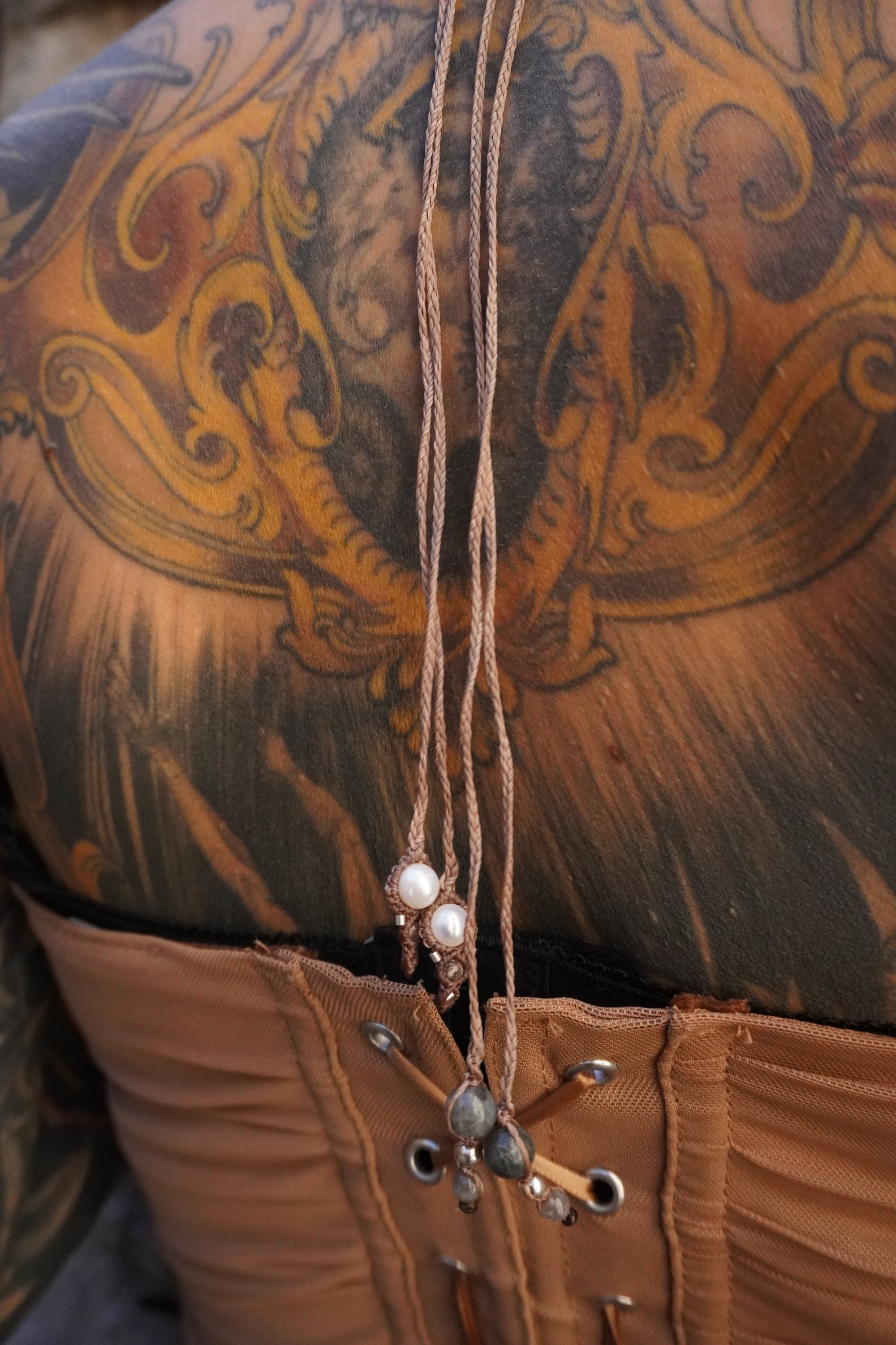 Collar con perlas y cuarzo cristal