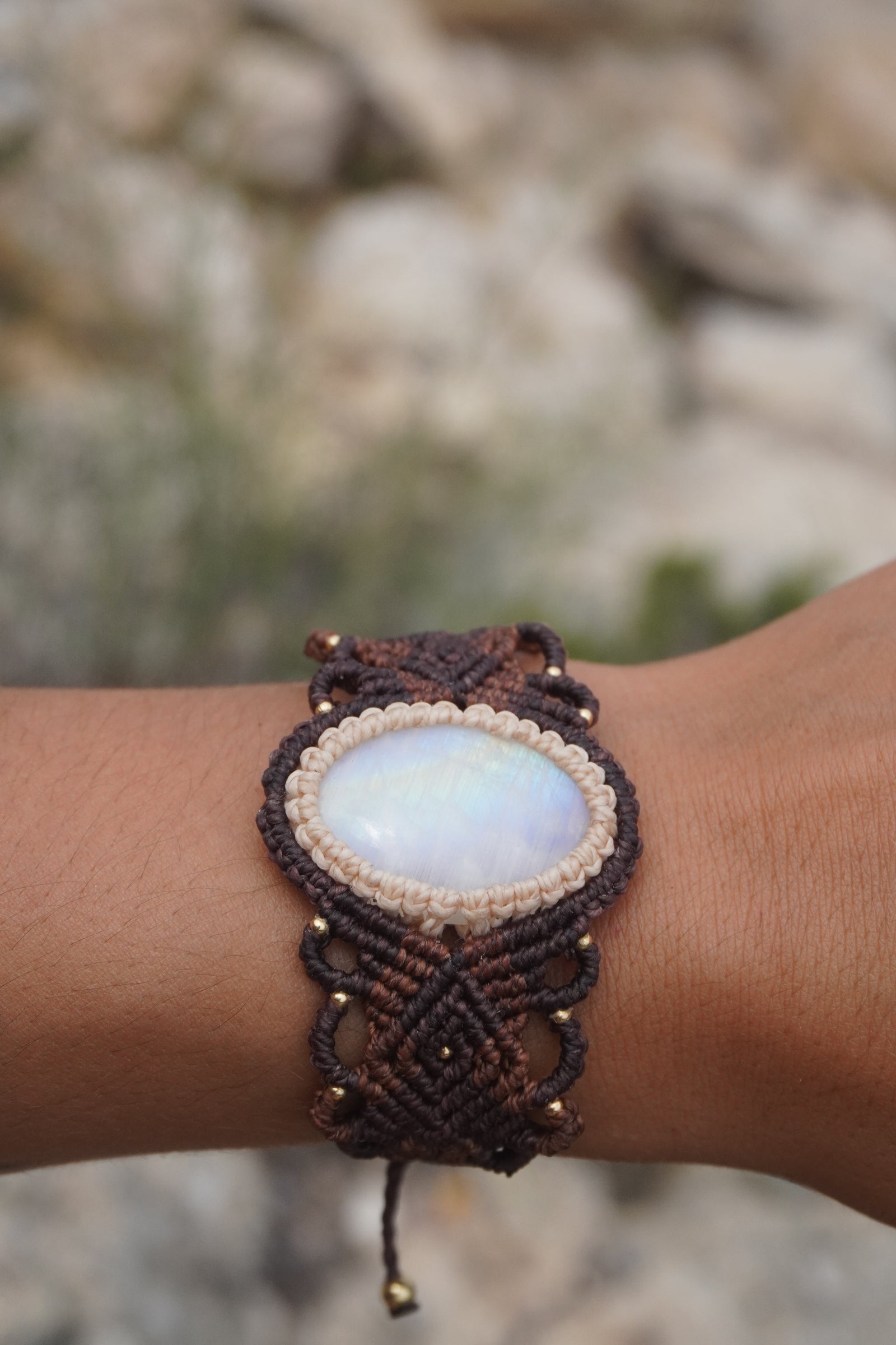 Brazalete Piedra Luna Arcoiris