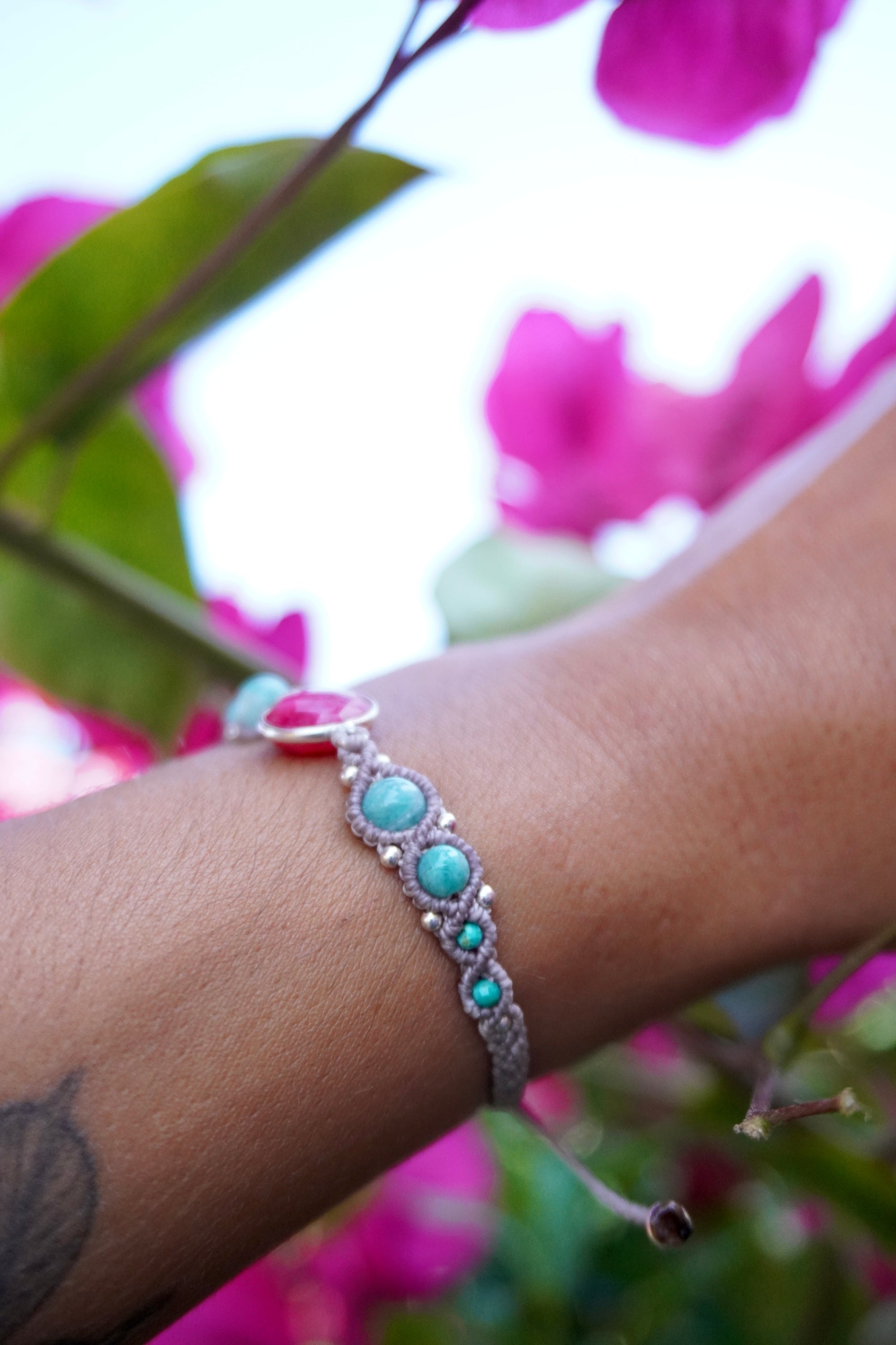 Pulsera de Rubí, Amazonita y Turquesa