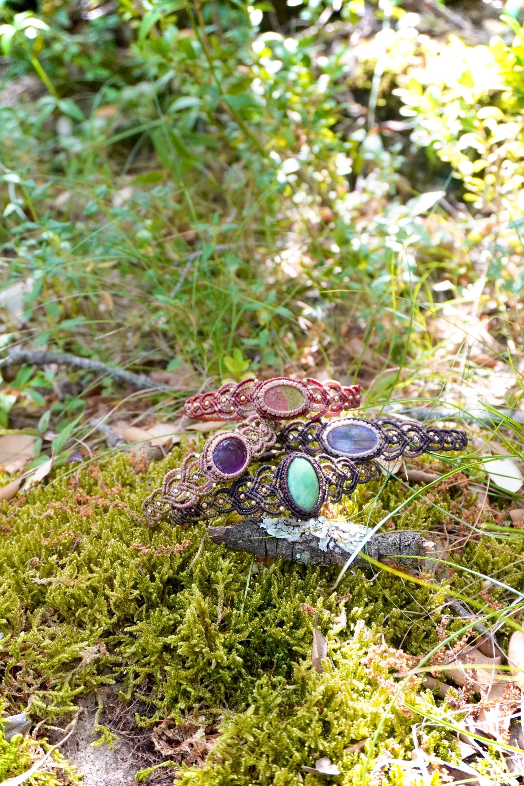 Pulsera de  Unakita y bronce