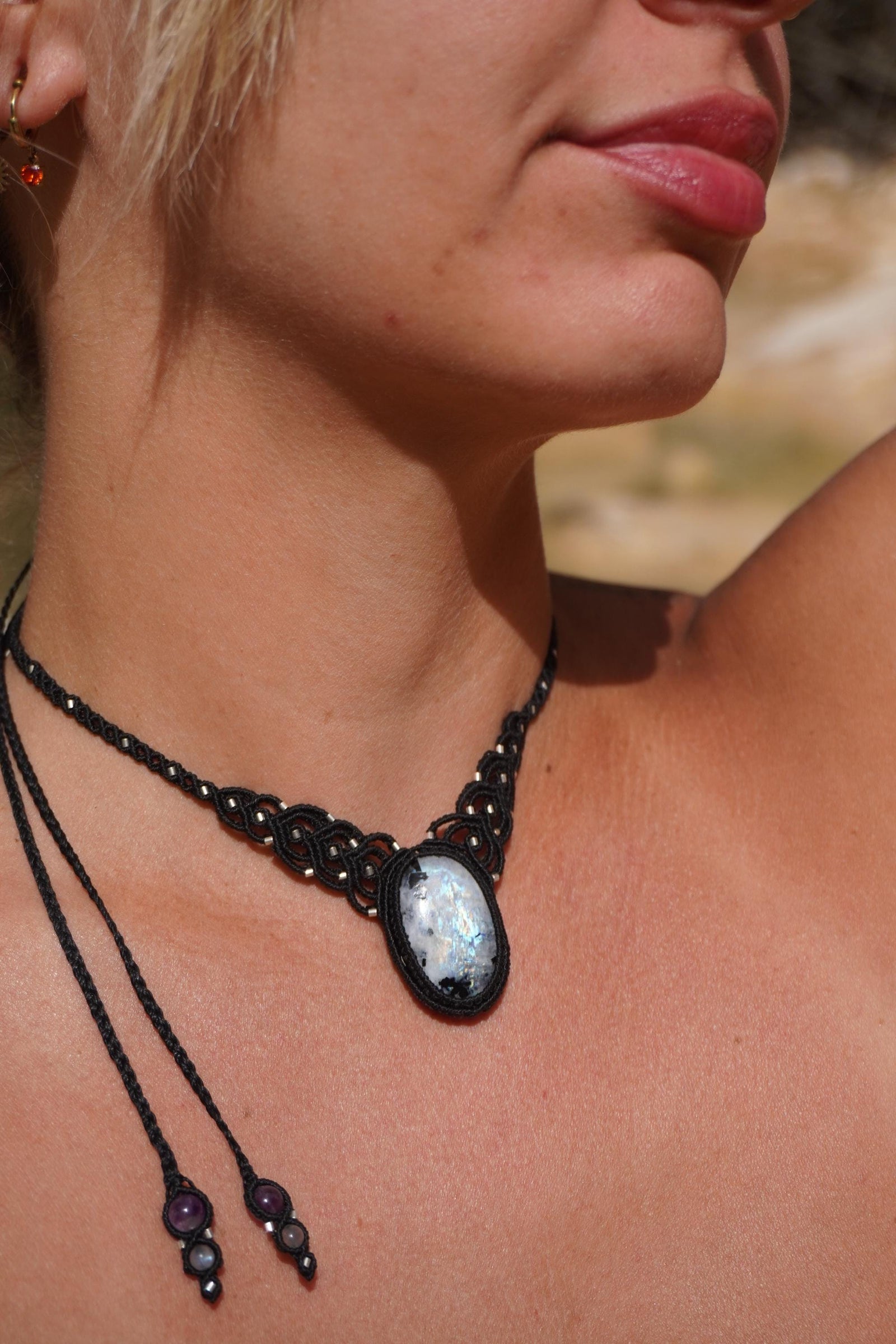 Gargantilla de Piedra Luna Arcoiris, plata Labradorita y Amatista