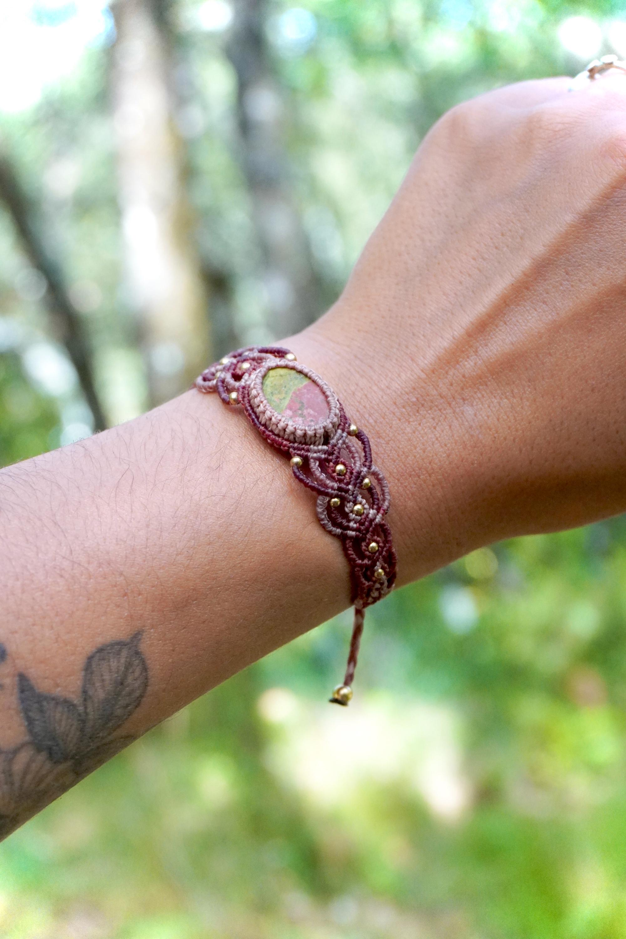 Pulsera de  Unakita y bronce