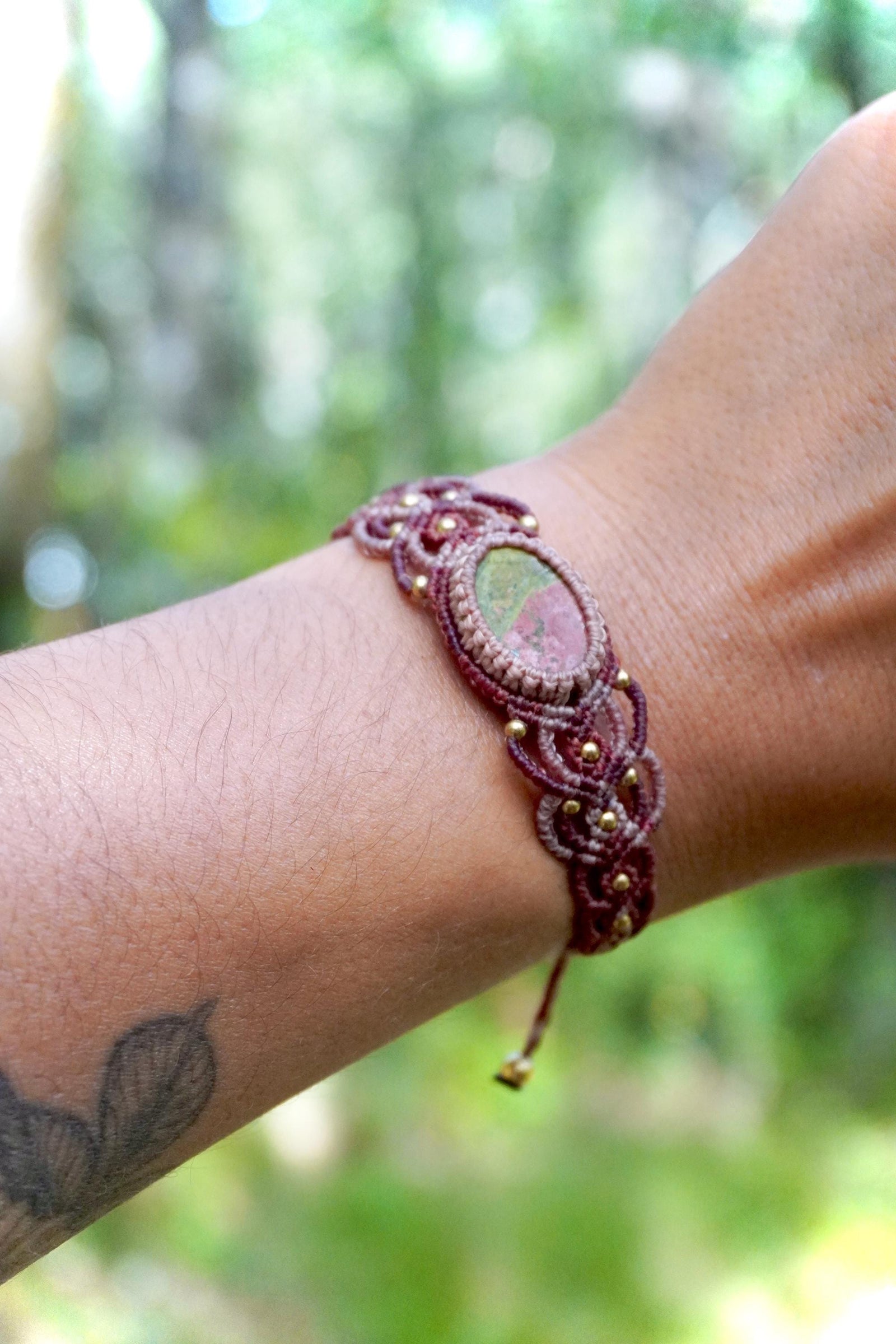 Pulsera de  Unakita y bronce