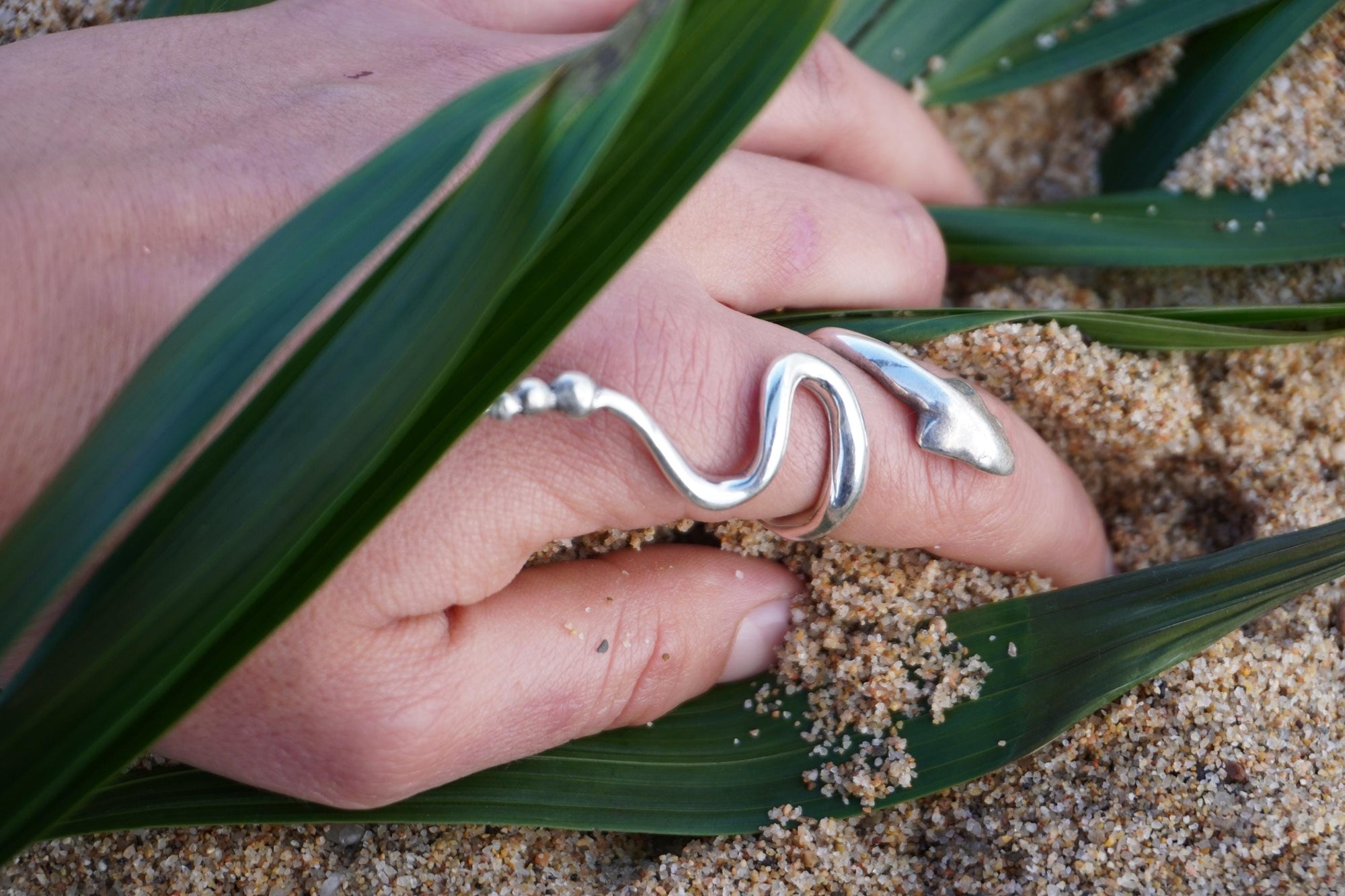 Anillo Cobra (serpiente)  en plata fina